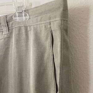 Tommy Bahama silk shorts size 36 excellent condition